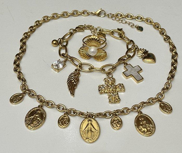 Religieuze groep met Wonderbaarlijke Maagd., Antiek en Kunst, Antiek | Boeken en Bijbels