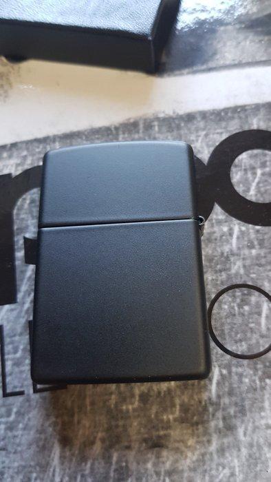 Zippo - Original Zippo Rarität Lock Ness Black Light -, Verzamelen, Rookartikelen, Aanstekers en Luciferdoosjes