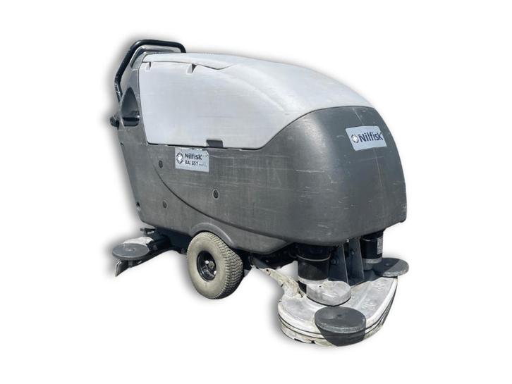 Nilfisk BA 651, Zakelijke goederen, Machines en Bouw | Onderhoud en Reiniging, Ophalen of Verzenden