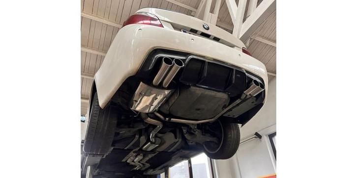 FOX BMW E60/61 - 520i/ 523i/ 525i/ 530i einddemper uitgang r, Auto-onderdelen, Uitlaatsystemen, Nieuw, Verzenden