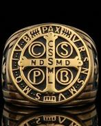 Ridderes van Sint-Benoït - Kracht van Exorcisme en Heilige