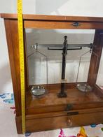 Balans of weegschaal - Glas, Hout, Metaal -, Antiek en Kunst