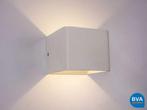 Online veiling: 10 x 5W LED zand wit Wandlamp Kubus|65645