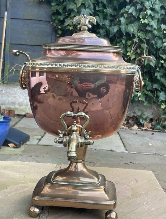 Samovar - Koper, Antiek en Kunst, Antiek | Meubels | Tafels