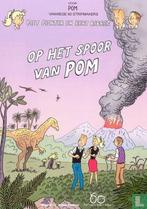 Piet Pienter en Bert Bibber - Op het spoor van Pom - 2011, Eén stripboek, Verzenden, Gelezen, Adriaenssens, Ivan, Auwera, Dirk Van Der, Bongers, Erik, Bouden, Tom, Busschots, Peter, Buyser, Georges De, Calster, Werner van, Cassauwers, Kurt, Christiaen, Henri, Conard, Sébastien, Croon, Reinhart, Cruyssaert, Matthias, Deblieck, Frits, Declercq, Gilbert, Degryse, Willy, Dhondt, Steven, Dijck, Ingrid van, Gansbeke, Benedict van, Geerts, Paul, Gijbels, Erwin, Hove, Jozef Van, Koninck, Mario De, Laeken, Sascha Van, Laureysens, Walter, Lauryssens, Stan, Legendre, Marc, Metdepenningen, Tom, Oppen, Patrick van, Pas, Frederik, Pletinckx, Bart, Potargent, Joey, Riet, Ronald van, Roelens, Patriek, Roover, Bruno de, Rop, Edward De, Rop, Eric De, Rouffa, Marcel, Ryck, Luk De, Schats, Gilbert, Schokaert, Pascal, Sels, Erwin, Seys, Ben, Sioen, Peter-Jan, Stallaert, Dirk, Strzelecki, Caryl, Sutter, Geert De, Swerts, Wim, Vanspauwen, Jos, Velde, Guy Van De, Verhaegen, Marc, Verhaeghe, Christian, Verswijvel, Alex, Vincent, Luc, Vincent, Michaël.