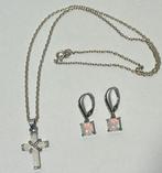 Set (oorbellen en kruis) met vuuropaal (gemaakt). - Amulet, Antiek en Kunst