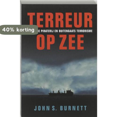Terreur Op Zee 9789023011323 J.S. Burnett, Boeken, Overige Boeken, Gelezen, Verzenden