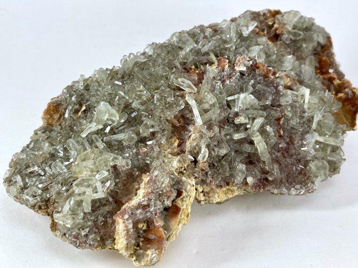 Twee mineralen uit Sardinië, blauwe bariet in kristallen en, Verzamelen, Mineralen en Fossielen