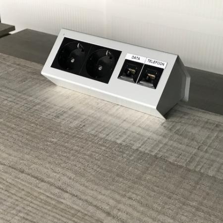 (MDK-104974) Opzet stopcontact met data en telefoonaanslu..., Hobby en Vrije tijd, Elektronica-componenten, Gebruikt, Ophalen of Verzenden