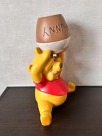 Winnie the Pooh Holding Honey Pot - 1 Figure - Disney - 2024, Verzamelen, Disney, Nieuw