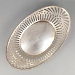 H. Hooijkaas (1969) - Bonbon mand - .835 zilver, Antiek en Kunst