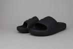 Adidas Adilette 22 Slides Carbon, Kleding | Heren, Schoenen, Ophalen of Verzenden, Nieuw