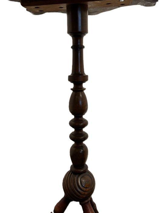 Bijzettafel - Onbekend - Elegant Wijntafeltje, Antiek en Kunst, Antiek | Overige Antiek