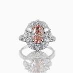 Ring - 14 karaat Witgoud - 3.01ct. tw. Roze Diamant (Fancy, Sieraden, Tassen en Uiterlijk, Ringen, Nieuw
