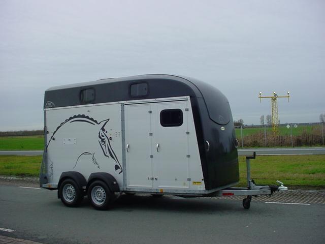 Bockmann Big Portax afm. 415x185x240cm WCF chassis, Dieren en Toebehoren, Paarden en Pony's | Trailers en Aanhangwagens, 2-paards trailer