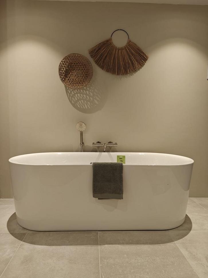 Showmodel vrijstaand bad 180x80cm glans wit - 0025, Doe-het-zelf en Verbouw, Sanitair, Toilet, Nieuw, Ophalen