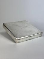 Doos - .800 zilver - Tafelmodel sigarettenhouder, Antiek en Kunst
