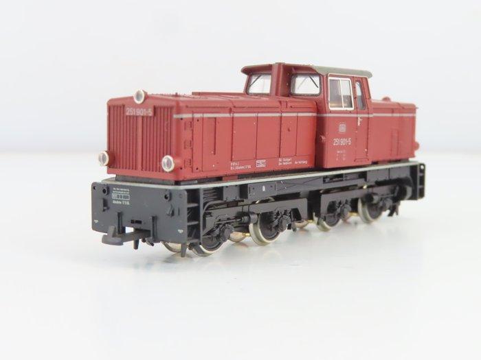 Bemo H0e - 1001 811 - Diesellocomotief (1) - BR 251 - DB, Hobby en Vrije tijd, Modeltreinen | H0