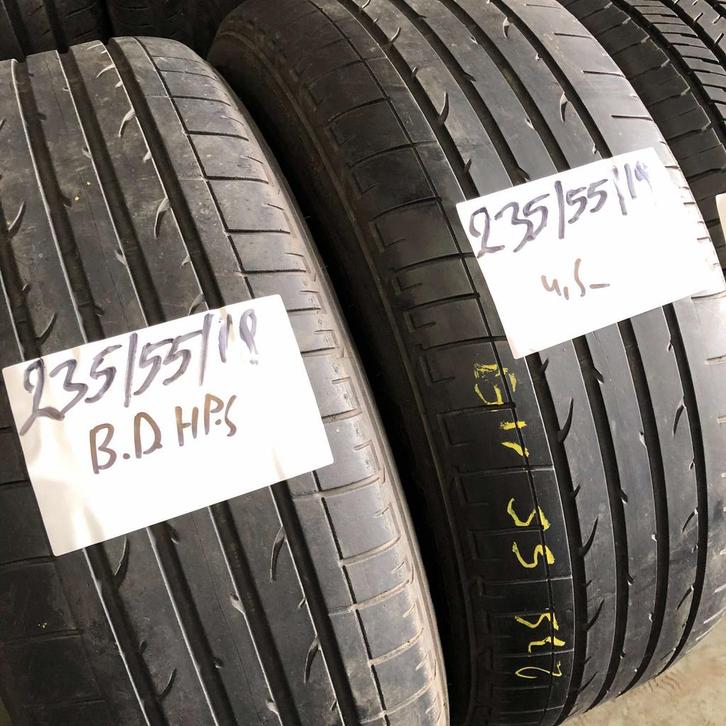 2 x Bridgestone Dueler HP Sport 235-55-19 Zomerbanden 4,5mm, Auto-onderdelen, Banden en Velgen, 19 inch, Zomerbanden, 235 mm, Personenwagen