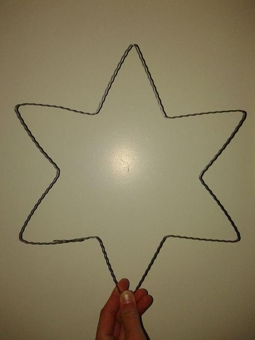 Draadframe Ster /- 30 cm.  Draadframe Ster, Hobby en Vrije tijd, Knutselen, Nieuw, Ophalen of Verzenden