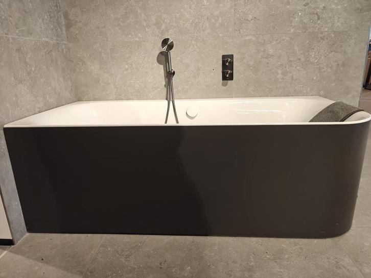 Half Vrijstaand bad Duravit Happy D.2 180x80cm antr - 26 PKW, Doe-het-zelf en Verbouw, Sanitair, Bad, Nieuw, Ophalen