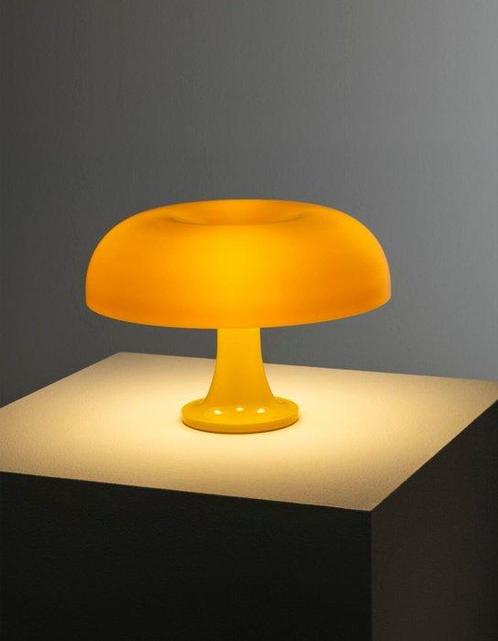 Artemide - Giancarlo Mattioli - Tafellamp - Geel Nessino -, Antiek en Kunst, Antiek | Lampen