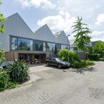 Gemeubileerde eengezinswoning met tuin en parkeerplaats in V, Huizen en Kamers