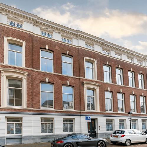 Modern appartement met balkon en parking, Huizen en Kamers, Huizen te huur, Direct bij eigenaar, Appartement
