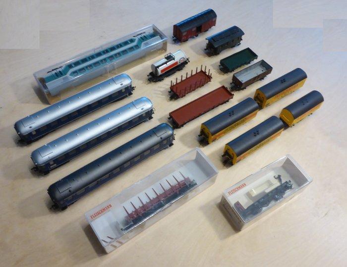 Fleischmann H0 - 5122 5221 5254 5014 5010 5281 5010 5330, Hobby en Vrije tijd, Modeltreinen | H0