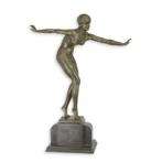 BRONZEN SCULPTUUR VAN EEN DANSENDE VROUW OP MARMEREN BASE..., Antiek en Kunst, Verzenden