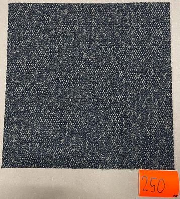250 m2 zgan Tapijttegels Kleur: Donkerbruin beschikbaar voor biedingen