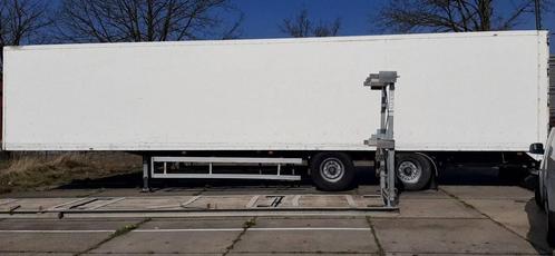 Veiling: Gesloten Oplegger Van Hool 2B2001 1997, Auto's, Vrachtwagens, BTW verrekenbaar, Overige brandstoffen, Overige kleuren