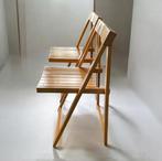 Klapstoel - Hout - Twee vintage klapstoelen