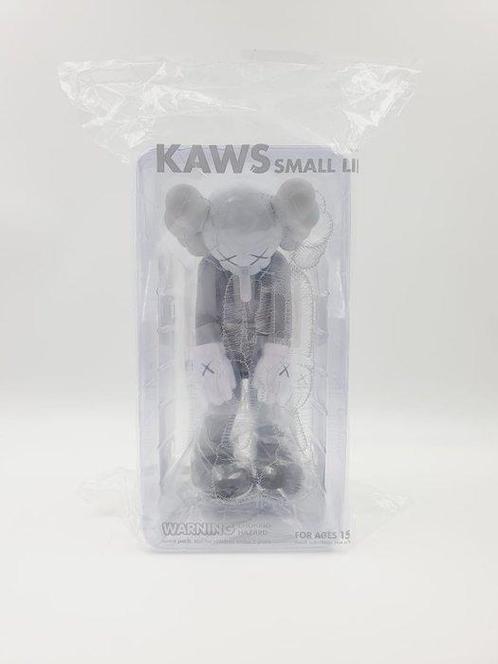 Kaws (1974) - Kaws Small Lie Grey 2017, Antiek en Kunst, Kunst | Schilderijen | Modern