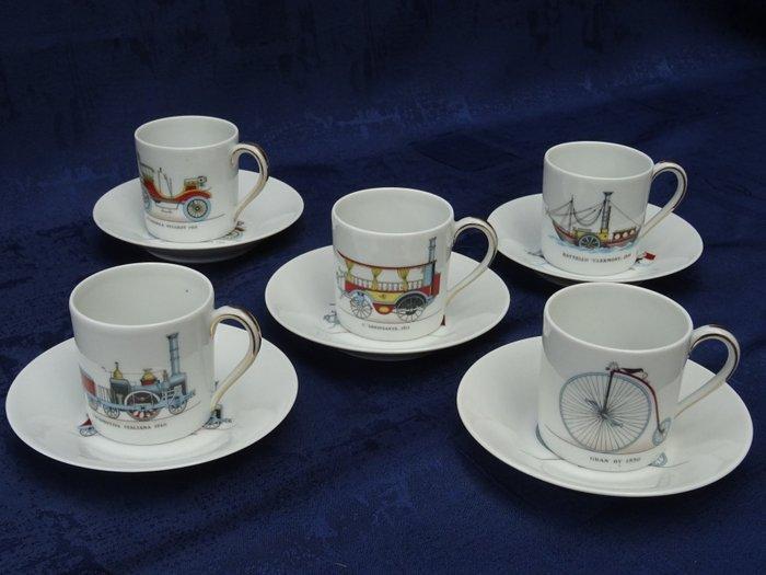 Limoges - Kop en schotel - Porselein - Themagepse espresso, Antiek en Kunst, Curiosa en Brocante