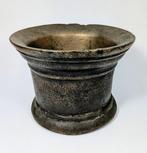 Vijzel (2) - Brons - vijzel met stamper