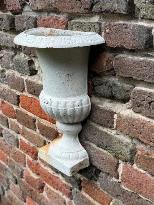 Rustieke halve Campana vaas 3,90 kilo - Vaas - Gietijzer, Antiek en Kunst, Curiosa en Brocante