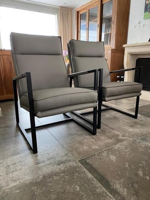 leren fauteuils met stalen frame en hoge rug - grijs leer -, Huis en Inrichting, Fauteuils, 50 tot 75 cm, 75 tot 100 cm, Nieuw