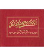 OLDSMOBILE, THE FIRST SEVENTY - FIVE YEARS, Nieuw, Author