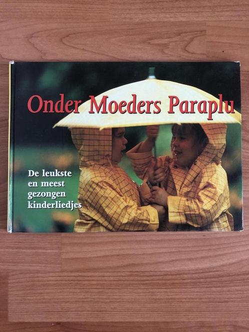 Onder moeders paraplu 9789074818063, Boeken, Kinderboeken | Baby's en Peuters, Zo goed als nieuw, Verzenden