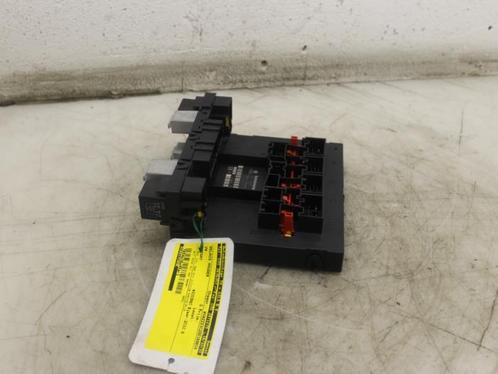 Zekeringkast Volkswagen Passat O69338, Auto-onderdelen, Elektronica en Kabels, Ophalen of Verzenden