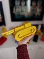 Alessandro Piano - sculptuur, Alter Ego Tank Yellow -