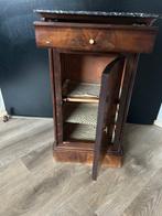 biedermeier - Nachtkastje - Mahonie - Origineel Biedermeier