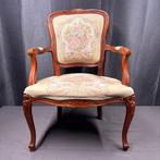 Fauteuil - Geborduurde tekeningen. - Hout - Elegant,, Antiek en Kunst