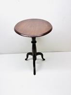 Bijzettafel - Gedraaide houten driepoot bijzettafel - Hout -