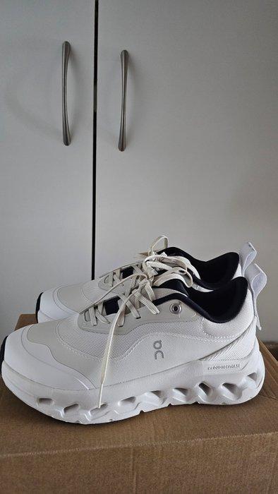 On - Sneakers - Maat: EU 39 - Nieuw met tags, Kleding | Heren, Schoenen