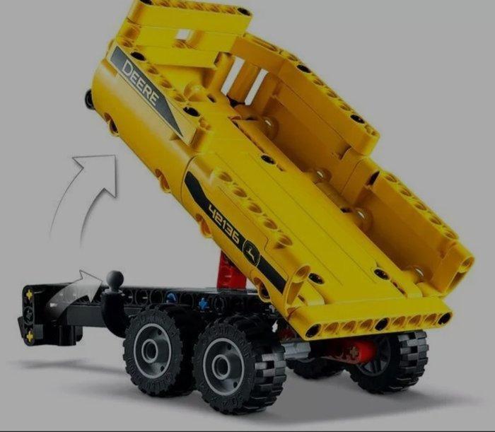 Lego Set - 42136 - Technic - John Deere 9620R 4WD Tractor, Kinderen en Baby's, Speelgoed | Duplo en Lego