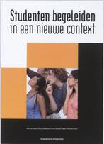Studenten begeleiden in een nieuwe context 9789034193520, Boeken, Verzenden, Gelezen