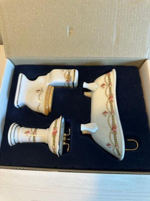 Reutter Porzellan - Poppenhuis Bath room set - 1950-1960 -, Antiek en Kunst, Antiek | Speelgoed