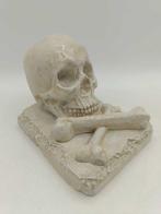sculptuur, Memento Mori con ossa incrociate - 20 cm -